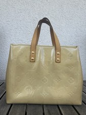 Louis Vuitton Reade PM