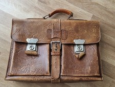 Sehr alte Aktentasche