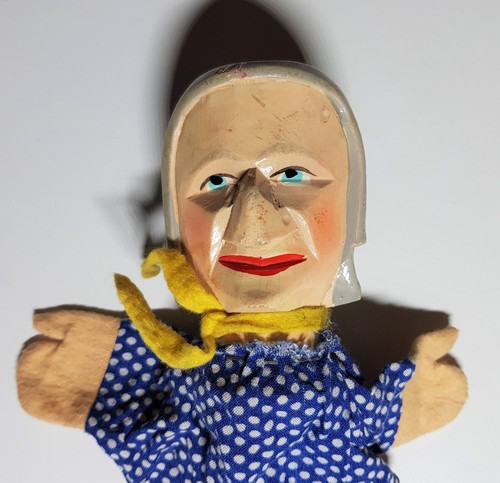 Alte handpuppe mit holzkopf - alte,
