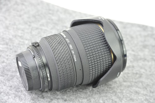 Tokina pro 70mm f - pro,