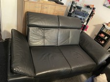 Leder Sofa in schwarz, 2,5-Sitzer gebraucht, guter Zustand Wurde wenig benutzt.