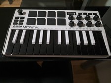 Akai MPK Mini Mk3 MIDI Keyboard-Controller (MPKMINI3W)