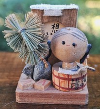 Kokeshi Mini Holz Figur aus Japan 4 cm alte Handarbeit - Rarität Unikat Sammler