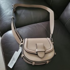 ESPRIT kleine Handtasche