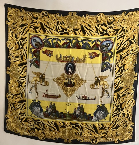 Wunderschöner großer versace - wunderschöner,