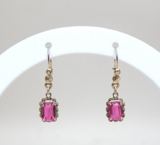 Elegante Ohrringe aus 333er
