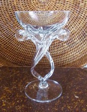 dekorative hohe Glasschale Kerzenschale mit geschwungenem Fuß - transparent klar