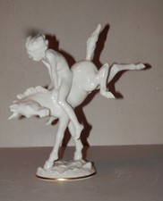 alte Hutschenreuther-Porzellanfigur-Junge reitet auf ausschlagendem Pferd/Fohlen