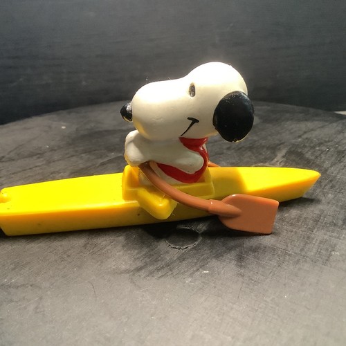 United features peanuts snoopy - united,