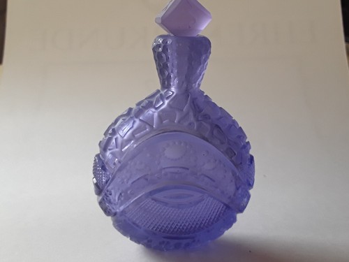 Besonderes schnupftabakglas - ,