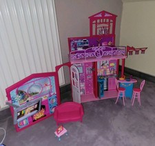 Barbie Glam Haus –