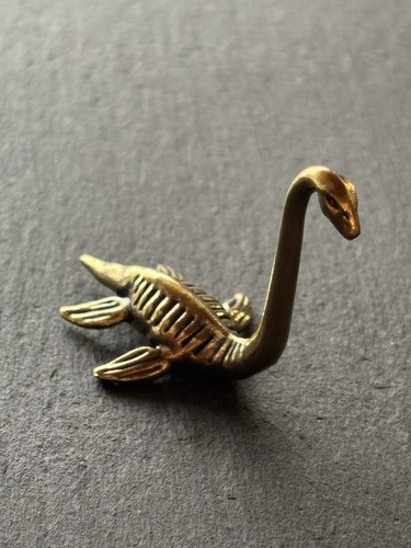 Loch ness figur - aus, messing