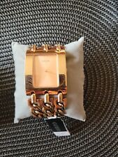 GUESS Damenuhr 3 Ketten Rose Gold