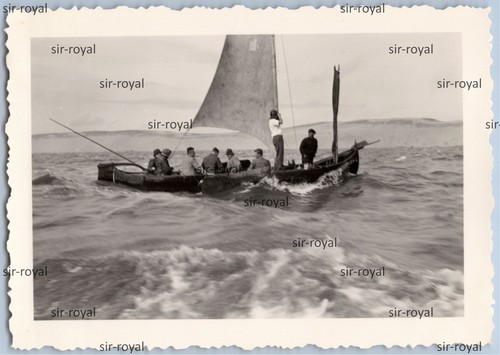Mit segelboot von - mit,