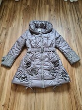 Außergewöhnliche Damen