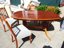 Eßgruppe Kirschbaum Tisch ausziehbar 4 Stühle Polsterstühle Anno Dom hochwertig