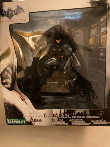 Kotobukiya batman arkham city - arkham,