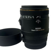 Sigma 70mm f/2.8 EX DG Macro