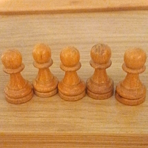Schachfiguren bauer aus holz - schachfiguren,