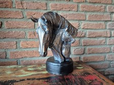 Skulptur Pferd mit Fohlen Kopf