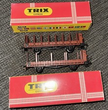 Trix Express  Rungenwagen 3436 mit Karton aus Guß 2 Stück 