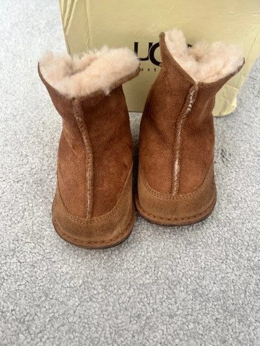 Wunderschöne braune baby ugg - braune,