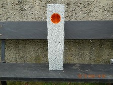 Gartensteckdose Granit Stele