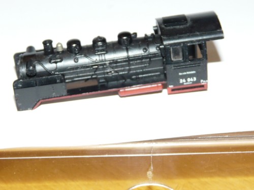 Minitrix gehäuse für 24 - br,