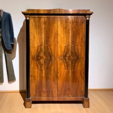 Biedermeier Schrank Nussbaum um 1840