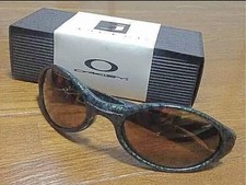 Rare 90's Vintage OAKLEY eye