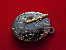 Schlüsselanhänger ~ Anhänger, Weltsilhouette/Flugzeug, silber/goldfarbener Flugz
