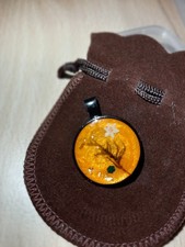 Carbochons magischer Anhänger