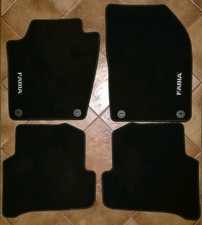 Skoda Fabia 3 Fussmatten Velours mit Schriftzug 