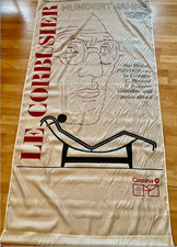 CASSINA/ITALY - STOFFBAHN 100 JAHRE JUBILÄUM - LE CORBUSIER ABGEBILDET