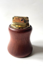 Altes AUGUSTA ZÜNDER Benzinfeuerzeug Tischfeuerzeug Holz u Messing starke Funken