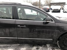 VW Passat 3C Variant Tür vorn