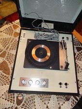 Dual Kofferplattenspieler mit