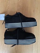 Rundholz Black Label platform