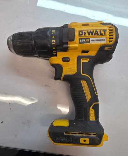 Dewalt dcd777 18v brushless - dewalt,