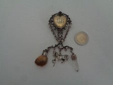 Rockstecker mit 4 Granaten, 3 Anhänger, Initialen GB/BG, Silber mit Punzen