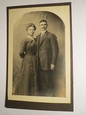 stehendes Paar / KAB Reinhold