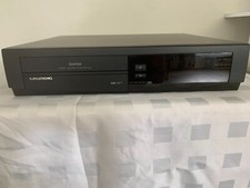 Grundig- Videorekorder schwarz 
