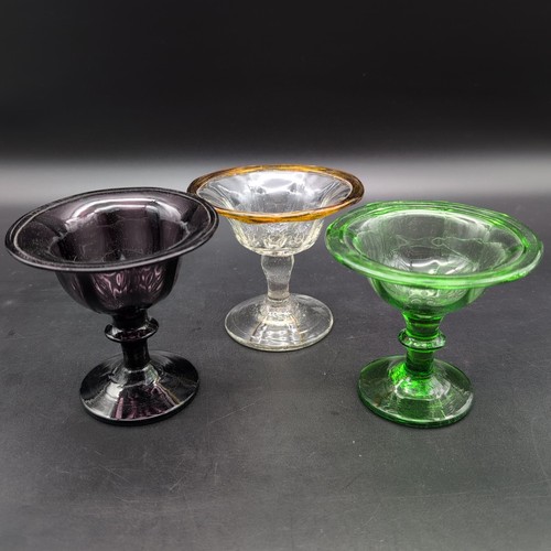 Antike glas schalen grün - antike,