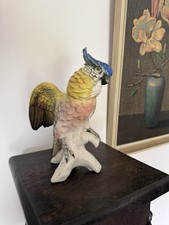 Karl Ens Porzellanfigur Papageien VOGELFIGUR Vogel auf Ast Porzellan Handarbeit