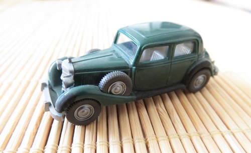 Wiking mercedes 260 grün - mercedes,