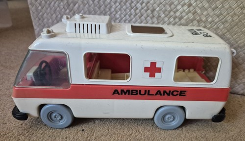 Vintage playmobil krankenwagen - vintage,