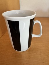 Form Marienbad  Ingres Weiss -  1  Kaffeebecher  Schwarz-Weiß-Streifen