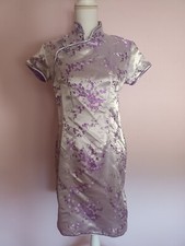 Kleid im Chinastyle