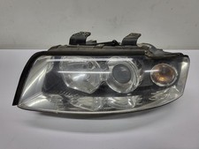 Audi A4 B6   Scheinwerfer