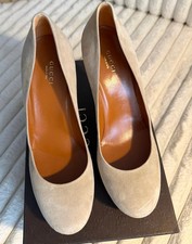 Gucci Wildleder Pumps 40cm